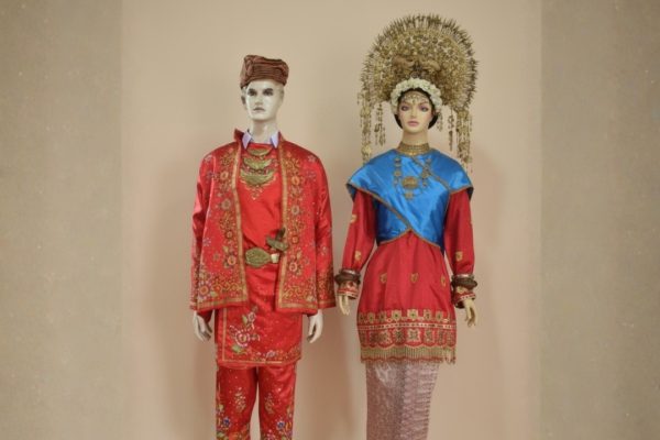 Pakaian Adat Kota Pariaman-Varian