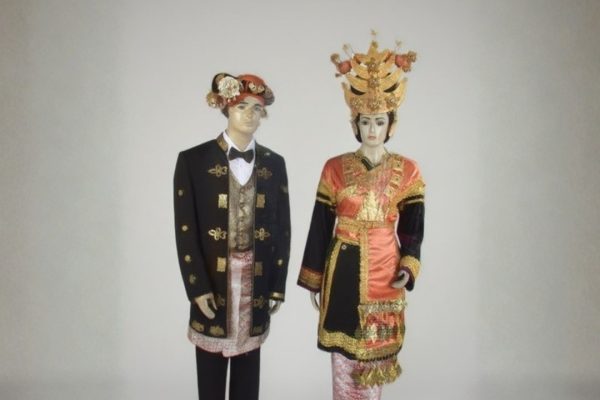 Pakaian Adat Kabupaten Solok Selatan