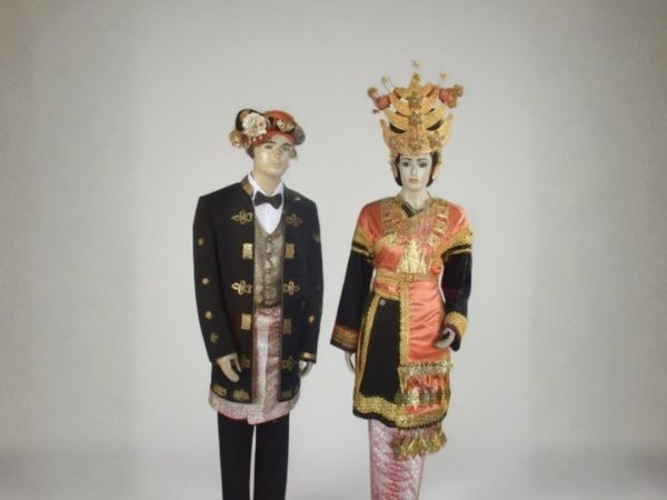 Pakaian Adat Kabupaten Solok Selatan