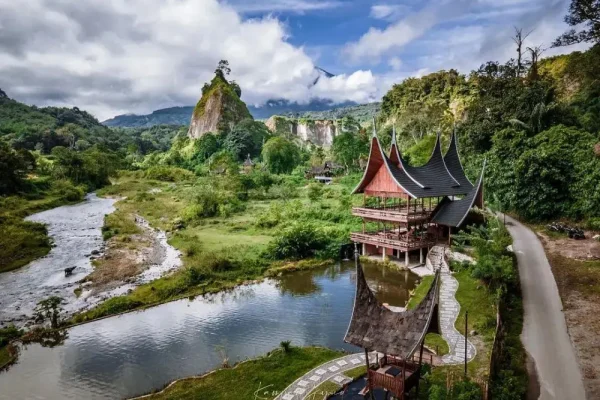 Ngarai Sianok: Surga Lembah Nan Dramatis