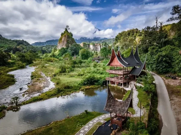 Ngarai Sianok: Surga Lembah Nan Dramatis